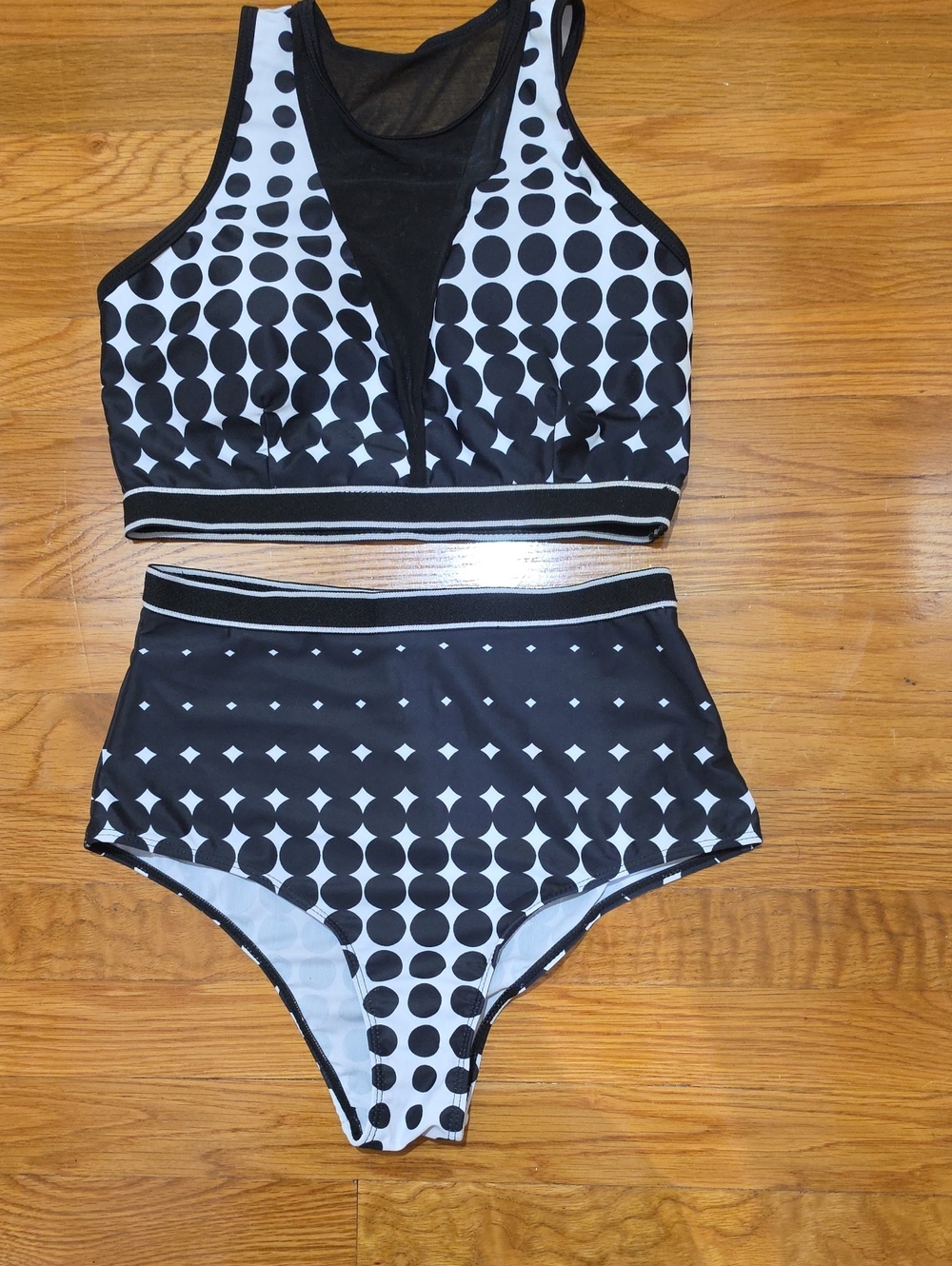 Black & White Polka Dot Two-Piece Swim Set - Size M